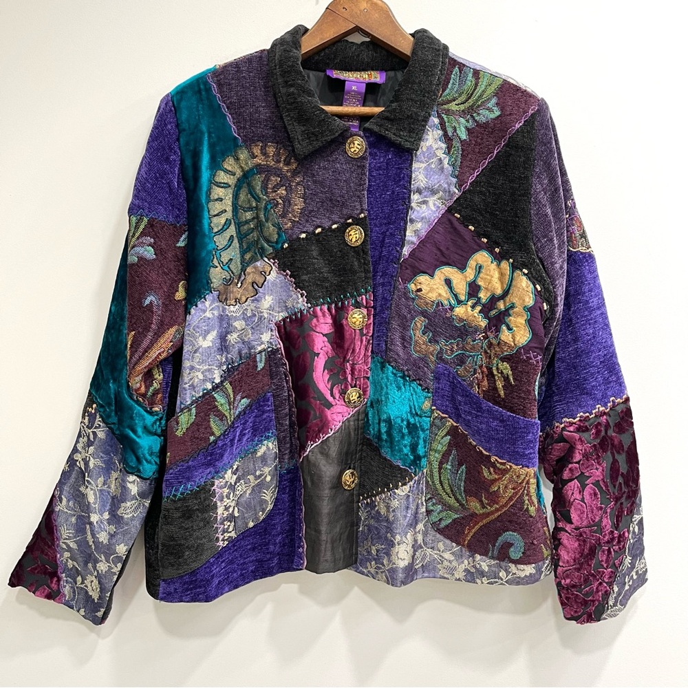 Vintage Tapestry Patch Patchwork Women’s Button U… - image 1